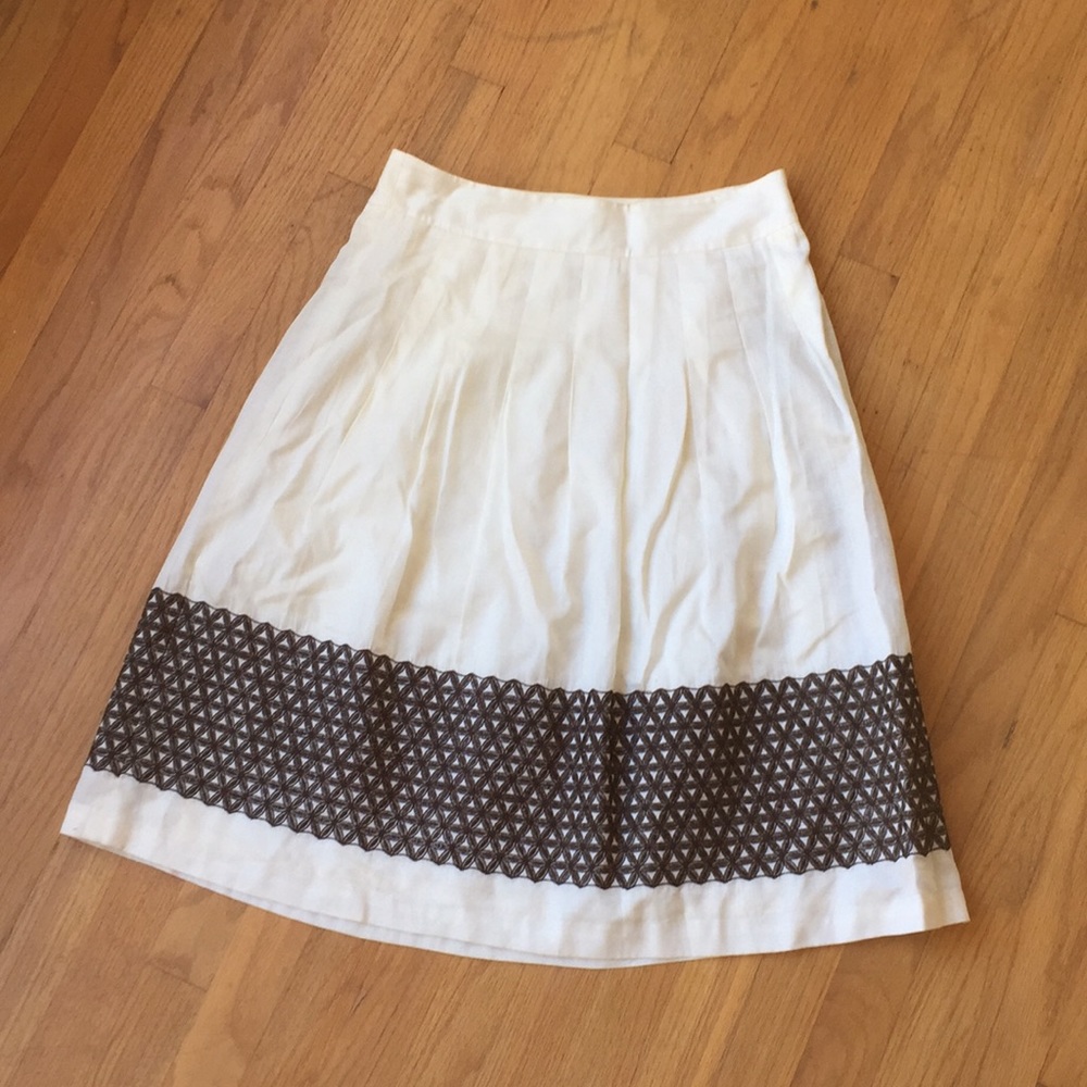 Anne Taylor Loft Skirt with second layer slip
